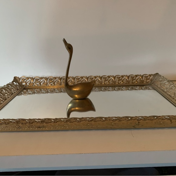 Vintage rectangular vanity mirror, dresser tray with feet 15” x 10” - Picture 3 of 7